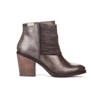 NWB - PIKOLINOS Women's Gray Ankle Boots